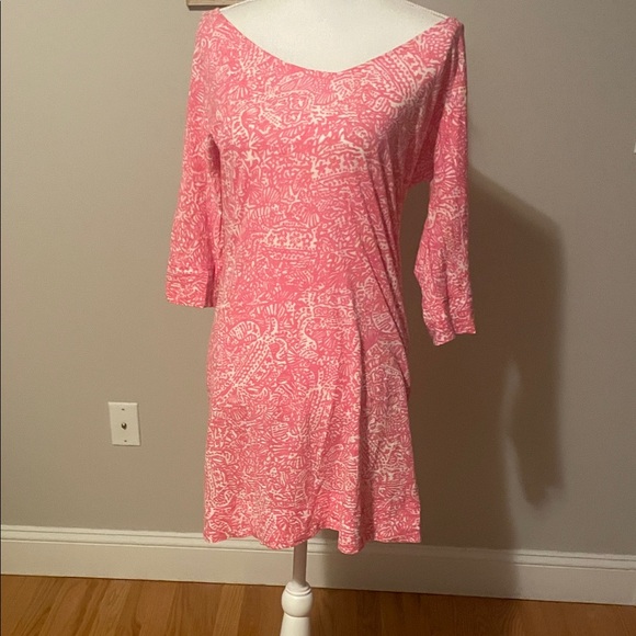Lilly Pulitzer Dresses & Skirts - Lilly Pulitzer Pink and White Long Sleeve Dress